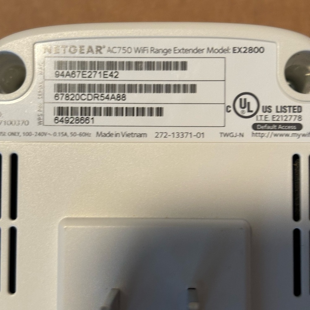 “NETGEAR” AC750 WiFi Ranger Extender - Picture 3 of 3